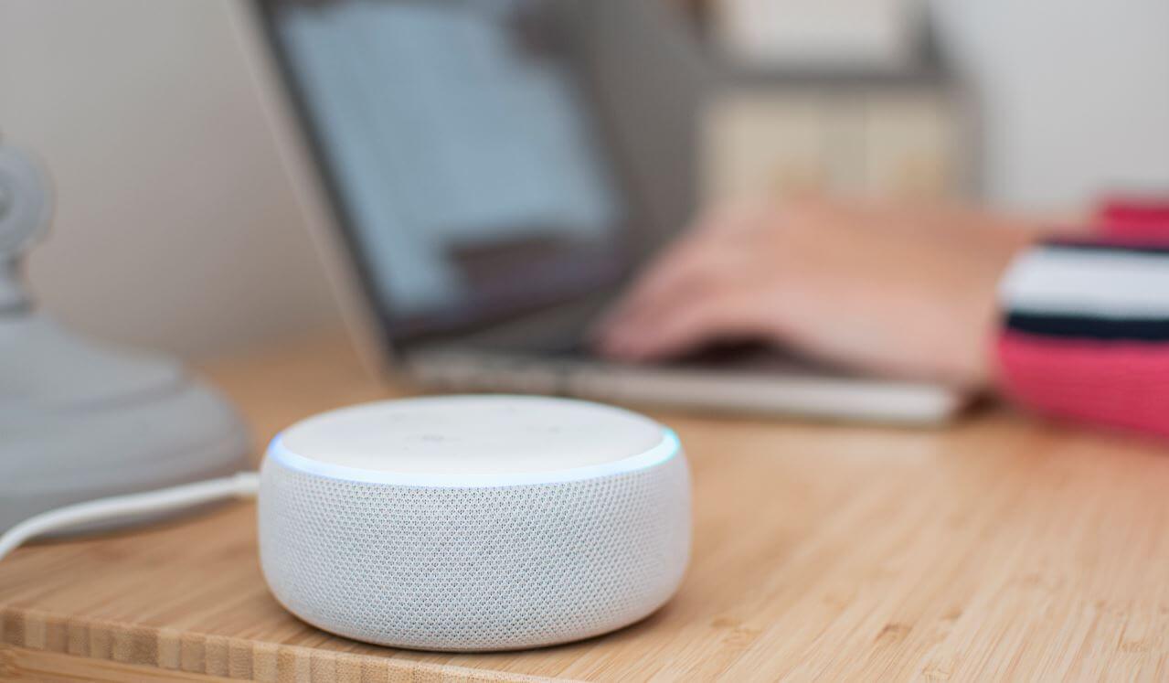 Amazon Echo Dot para smart home