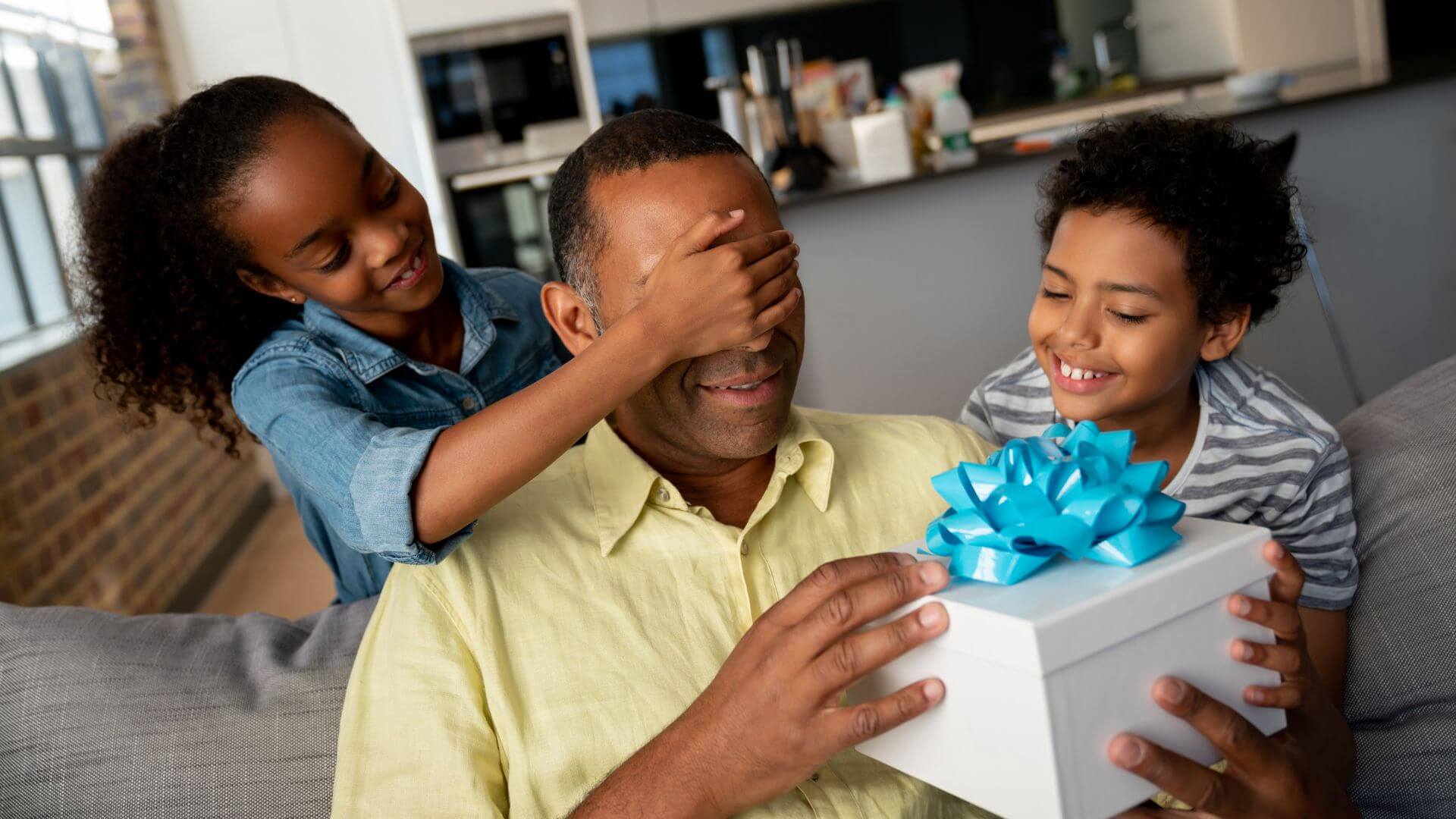 5 dicas infalíveis para surpreender seu pai no dia dos pais.